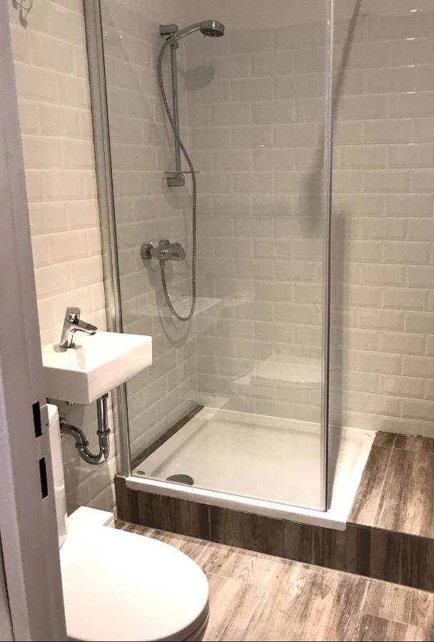 Designer Central Apartment With Terrace & Free Parking ベルリン エクステリア 写真