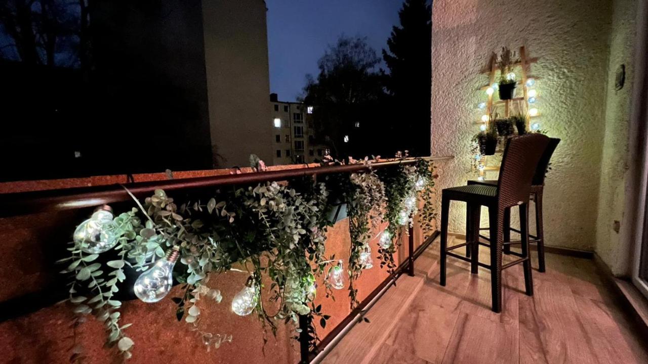 Designer Central Apartment With Terrace & Free Parking ベルリン エクステリア 写真